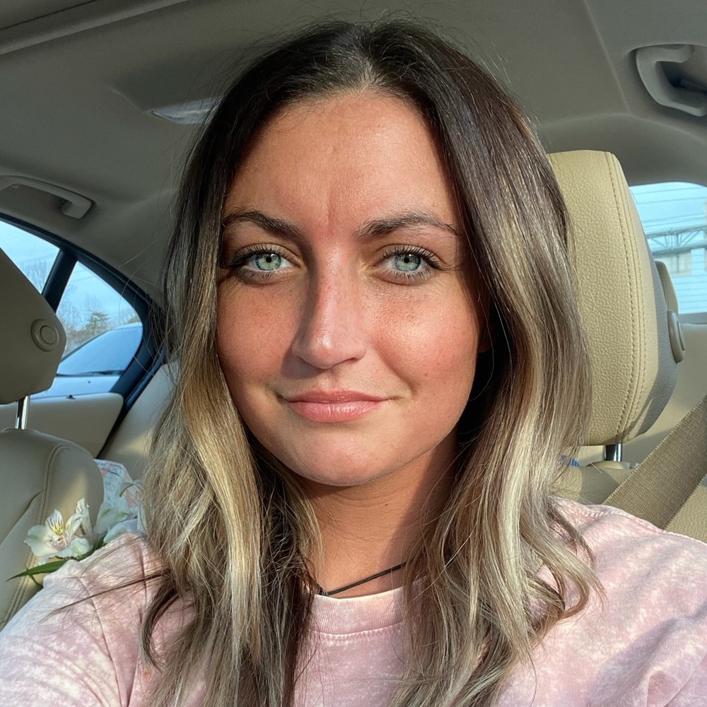 Meet your Posher, Laura